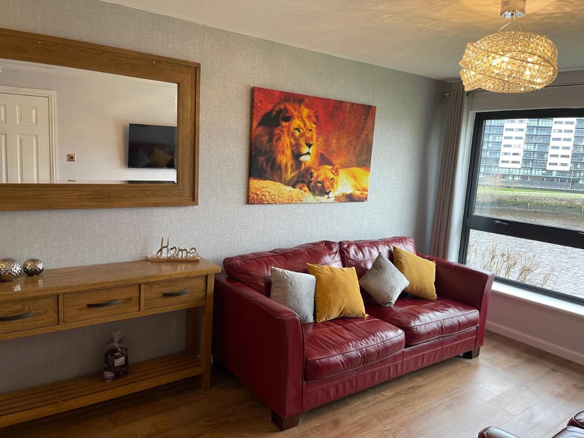 River View Apartment Glasgow Esterno foto
