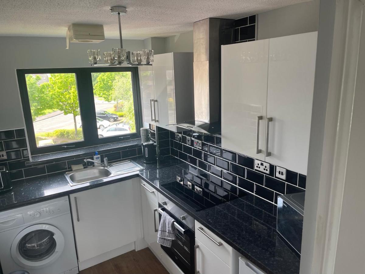 River View Apartment Glasgow Esterno foto